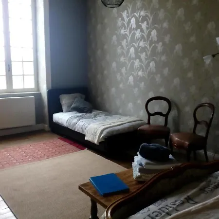 L'ancienne Ecole 3*